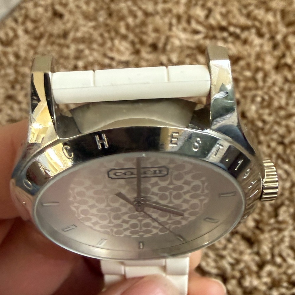 Coach White Signature Watch | Stainless Steel | Needs New Battery - Picture 11 of 14